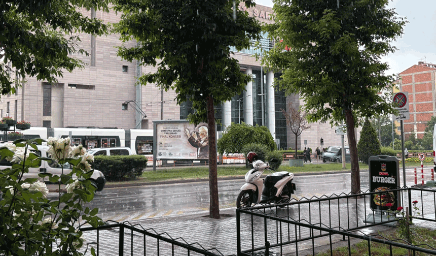 Meteoroloji saat verdi: Eskişehir’e sağanak uyarısı