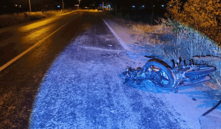 Afyon'da motosiklet sürücüsü kazada hayatını kaybetti