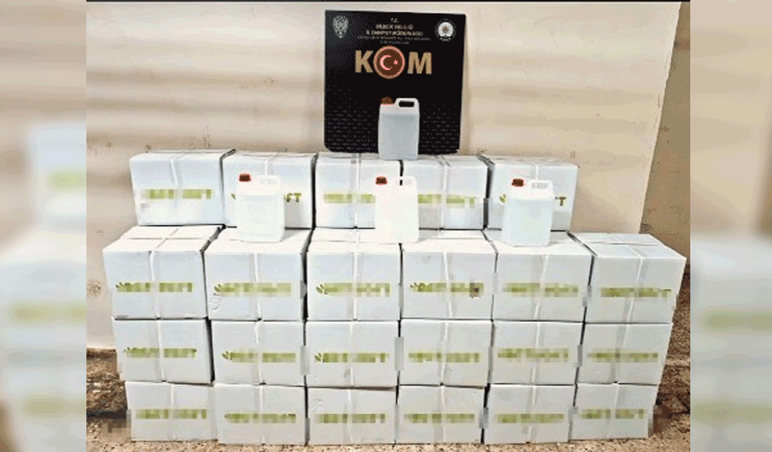 Bilecik'te kamyonda 800 litre etil alkol ele geçirildi