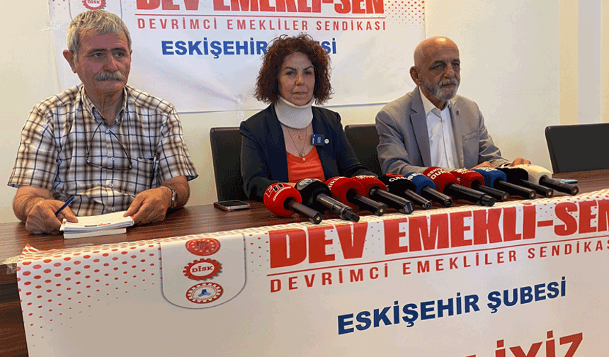Dev Emekli-Sen: "Mücadele birliğine evet, saygısızlığa hayır!”