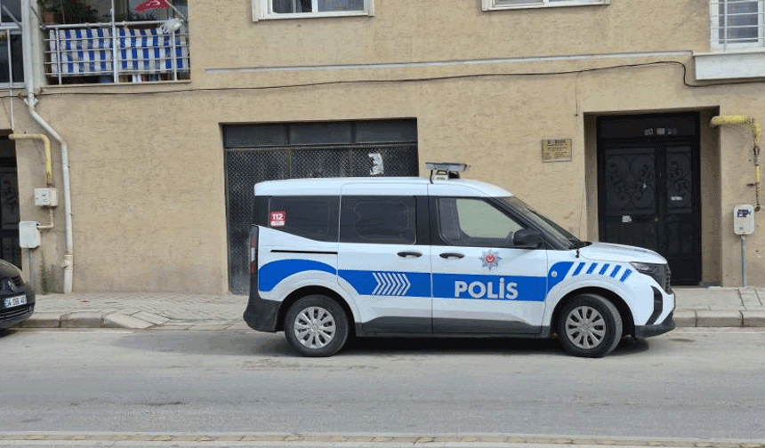 Eskişehir'de 58 yaşındaki adam evinde ölü olarak bulundu