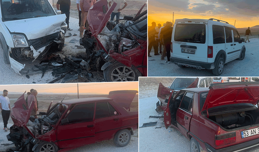 Eskişehir'de iki araç kafa kafaya çarpıştı: 3 yaralı