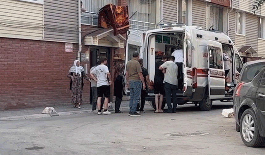 Eskişehir'de kız arkadaşıyla tartışan genç fenalaşarak hastaneye kaldırıldı