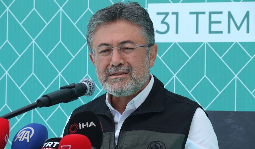 Eskişehir’de konuşan Bakan Yumaklı: “Mevcutta devam eden 5 yangın var”