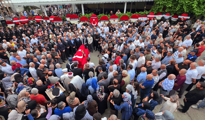 Eskişehir’de şehit düşen uzman çavuşa, Samsun’da gözyaşlarıyla veda