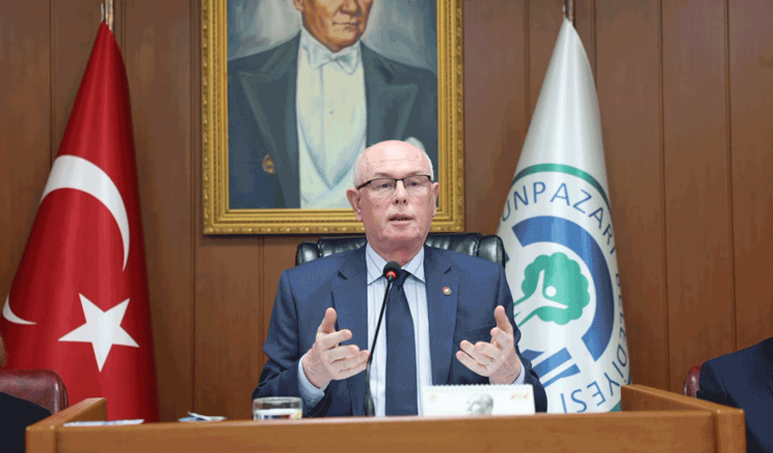 Kurt’tan sert çıkış: Herkes beni CHP’li Kazım Kurt diye seçti
