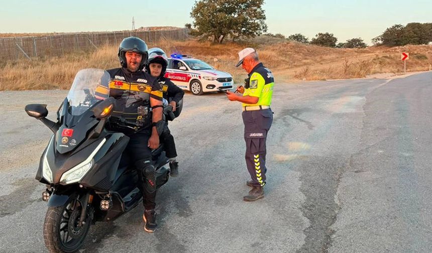 Bilecik'te motosiklet sürücülerine trafik bilgilendirmesi