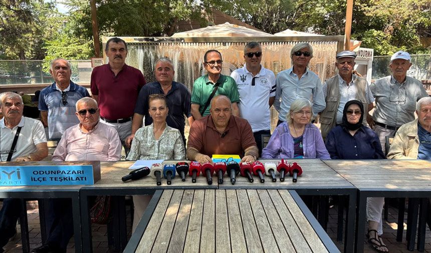 İYİ Parti’den “kayıt parası” iddiası: “Bazı okullar rant okul olmuş durumda”