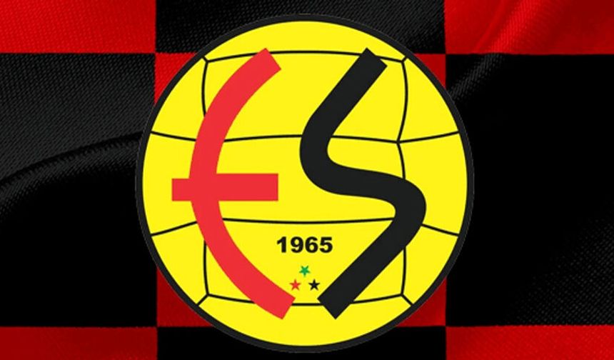 Siyah kırmızılılar sezon açılışında ilk yarıda golsüz berabere kaldı!