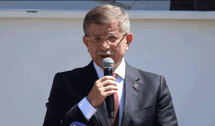 Ahmet Davutoğlu’na soruşturma başlatıldı