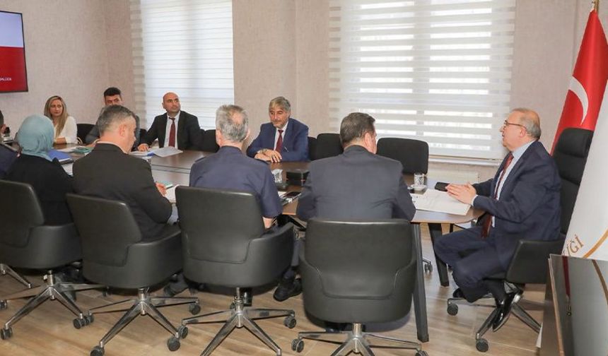 Kütahya'da okul güvenliği için yeni eğitim öğretim yılı tedbirleri görüşüldü