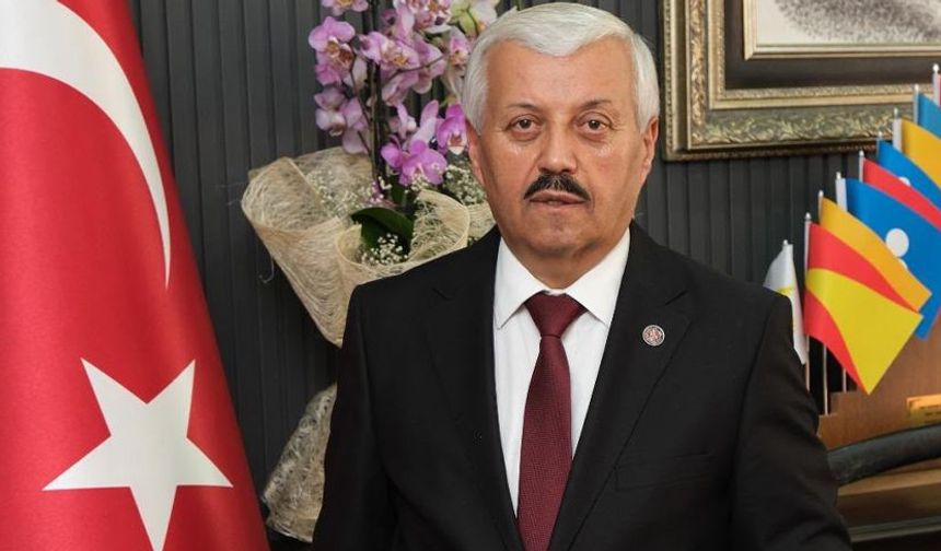 Başkan Karamanlı: Cumhuriyetimiz nice yüzyıllar yaşasın!
