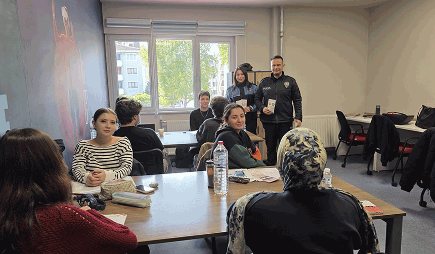 Bilecik'te öğrencilere KADES ve dolandırıcılık uyarısı