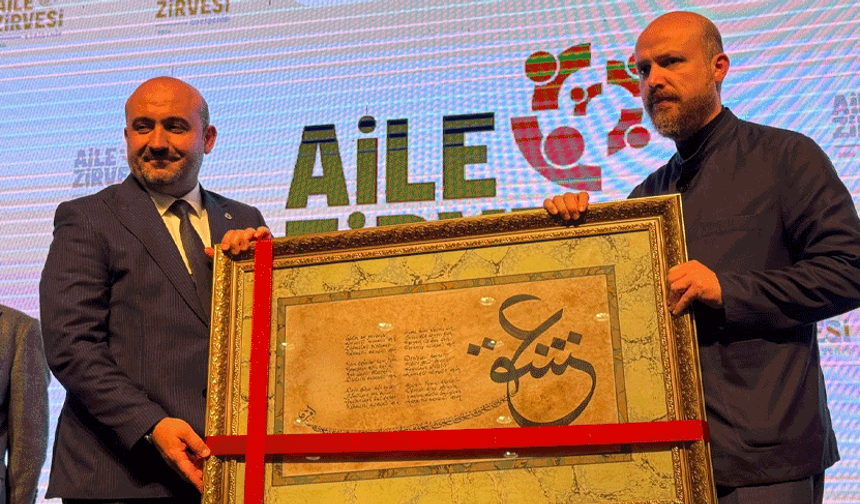 Eskişehir'de konuşan Bilal Erdoğan: "Kapitalist sistemin insanı getirdiği noktayı sorgulamalıyız"