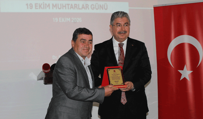 Eskişehir’de muhtarlar günü buluşması: 17 yıllık  muhtarlara plaket takdim edildi!