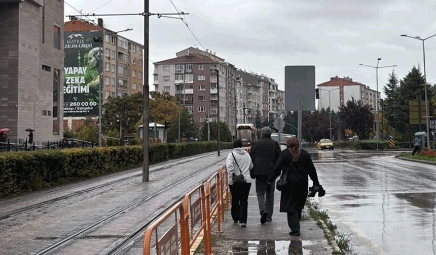 Eskişehir'e sağanak uyarısı: Yağış gün boyu aralıklarla sürecek