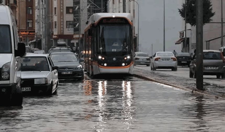 Eskişehir'e sağanak yağışlar geri dönüyor
