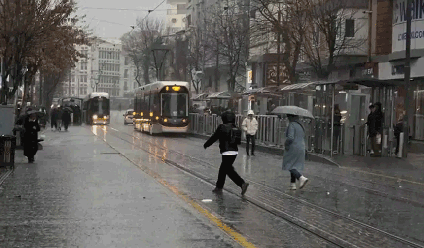 Meteoroloji açıkladı: Eskişehir'de yağış sürecek, hava soğuyacak