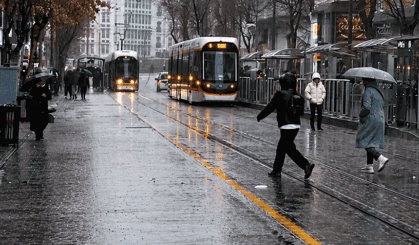 Meteoroloji uyardı: Eskişehir'de sağanak yağış bugün de sürecek