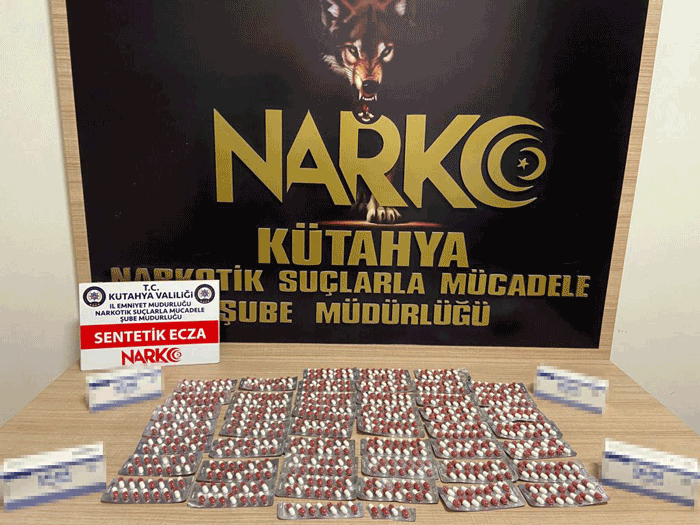 kutahya-ve-tavsanlida-uyusturucu-operasyonu-2-tutuklama-detay1