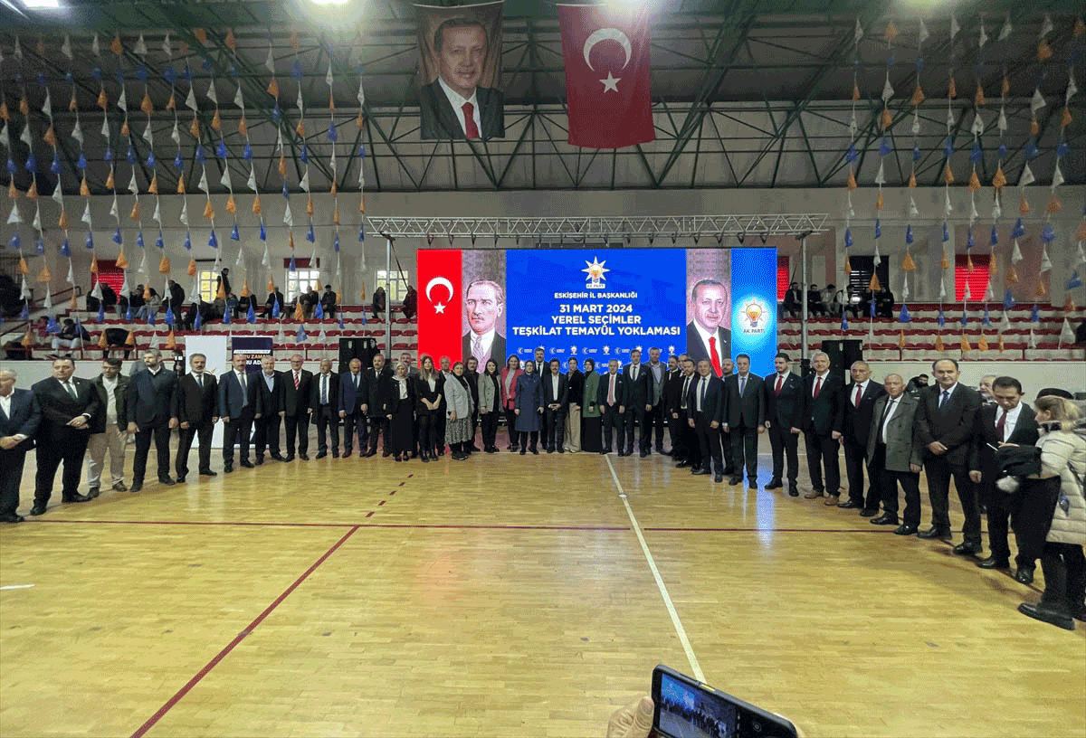 ak-partililer-eskisehirde-temayule-gitti-detay