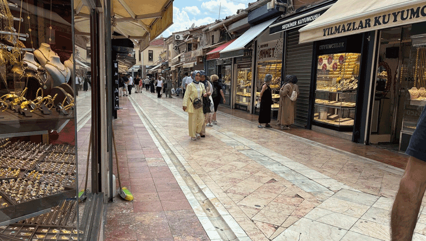 Eskişehir’de kuyumcuların çalışma saatlerine pazar günü düzenlemesi