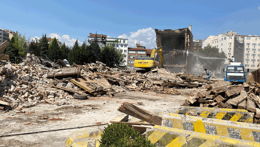 Eskişehir’de bir devir daha kapandı: Tozman Çarşısı tarihe karıştı!
