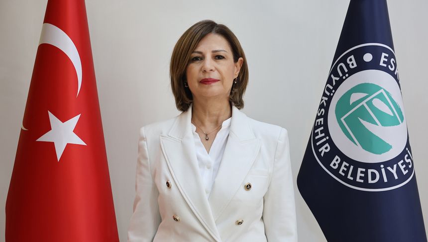 Başkan Ünlüce memnuniyet anketinde Türkiye'nin ilk 4'ünde
