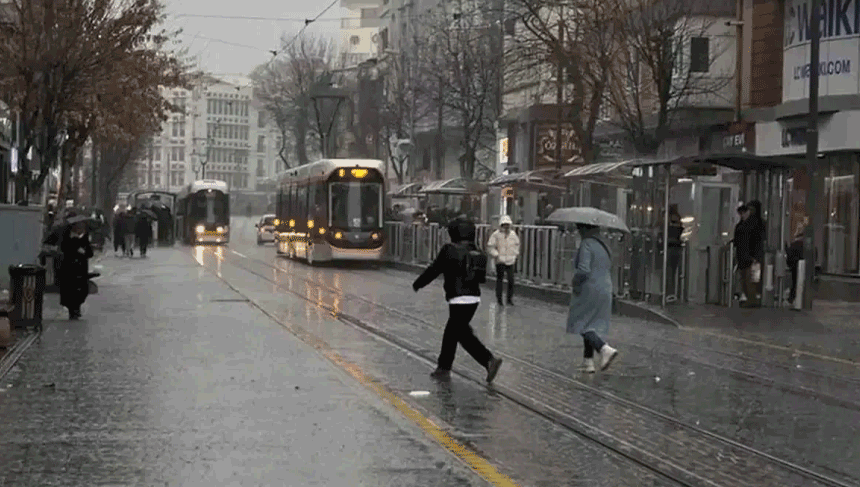 Meteoroloji açıkladı: Eskişehir'de yağış sürecek, hava soğuyacak